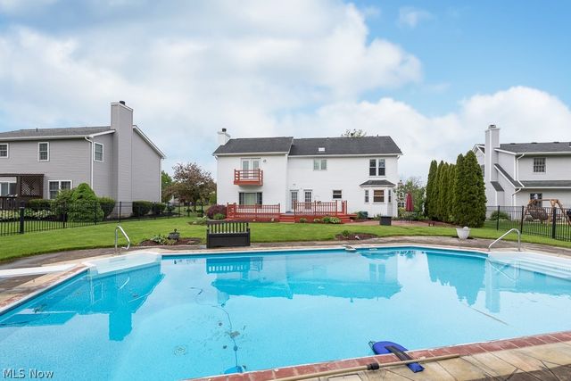 595 Montgomery Drive, Brunswick, OH 44212
