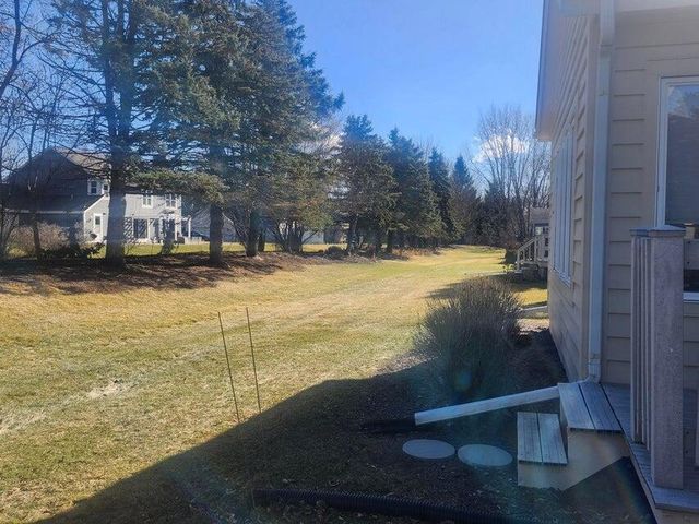 1040 Lansdowne COURT, Brookfield, WI 53045