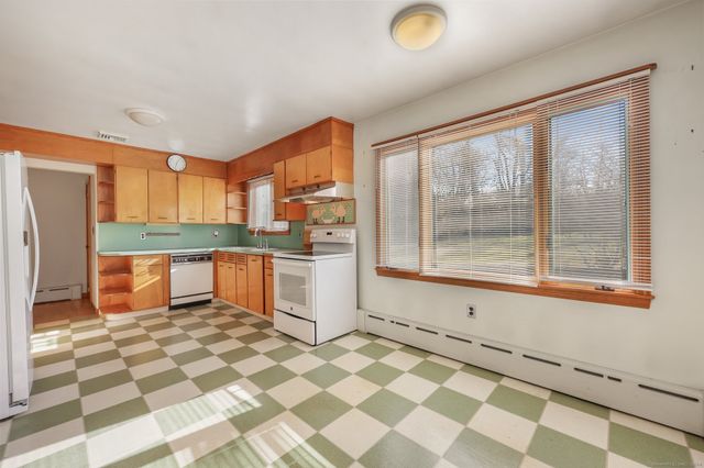 67 Barclay Drive, Stamford, CT 06903