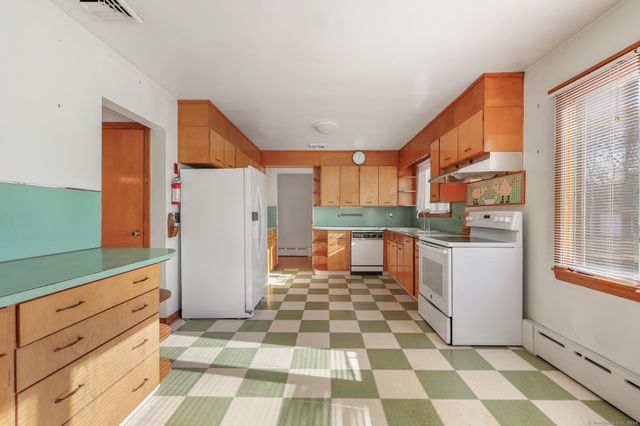 67 Barclay Drive, Stamford, CT 06903