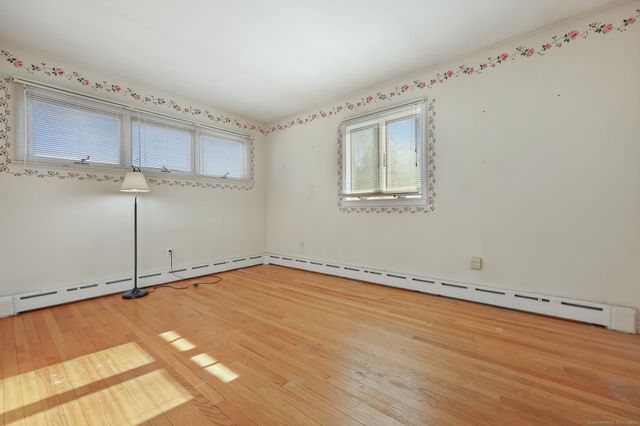 67 Barclay Drive, Stamford, CT 06903