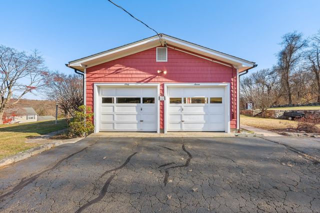 67 Barclay Drive, Stamford, CT 06903