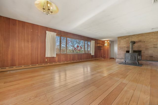 67 Barclay Drive, Stamford, CT 06903