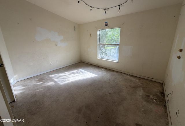 250 Willow Place, Ormond Beach, FL 32174