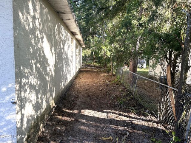 250 Willow Place, Ormond Beach, FL 32174