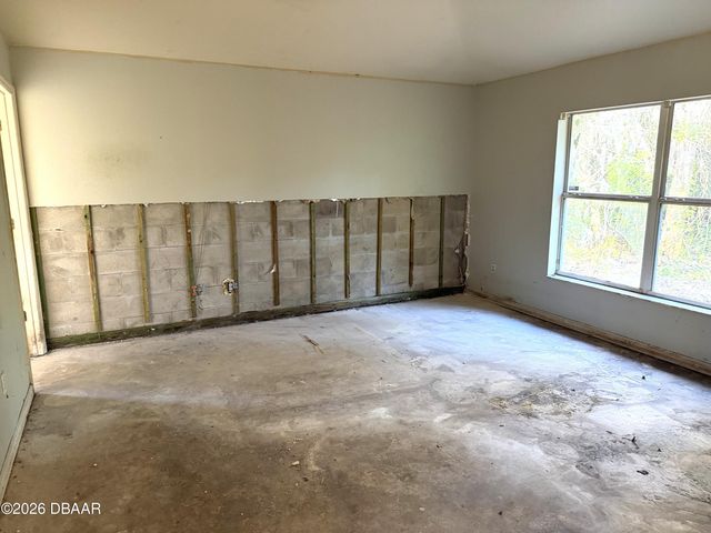 250 Willow Place, Ormond Beach, FL 32174