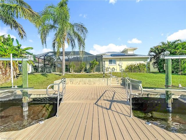144 SW 38th TER, Cape Coral, FL 33914