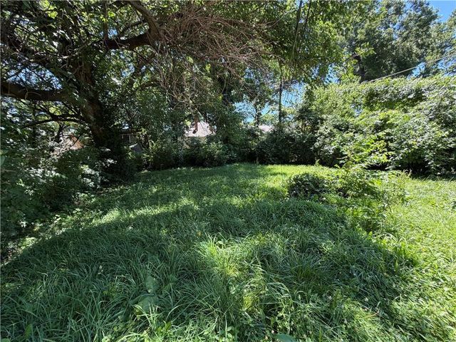 7039 Indiana Avenue, Kansas City, MO 64132