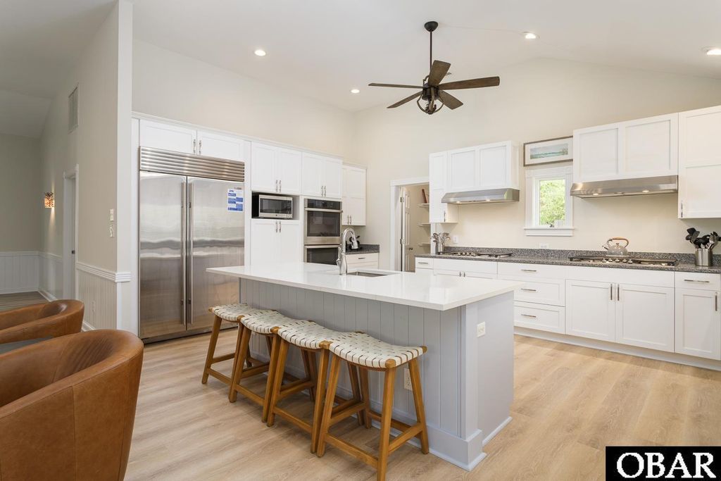 Image 24 of property listing at 111 Four Seasons Lane, Duck, NC 27949