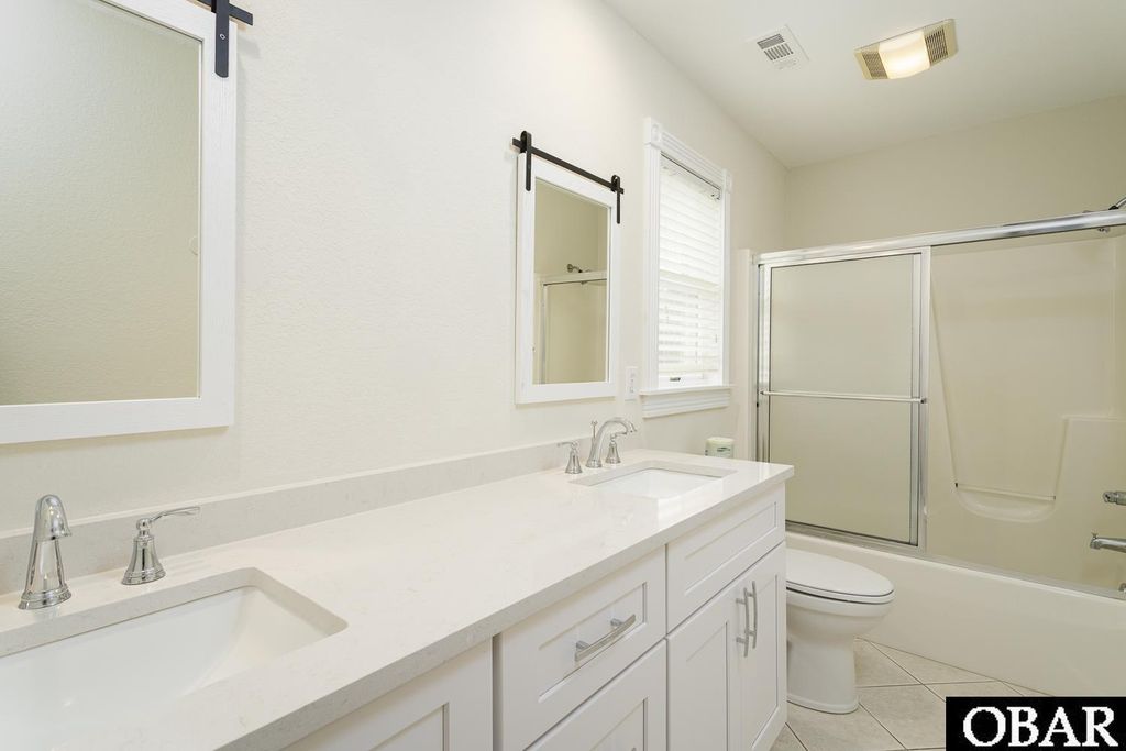 Image 38 of property listing at 111 Four Seasons Lane, Duck, NC 27949