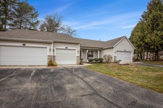 6825 Windwater Court 39, Norton Shores City, MI 49444