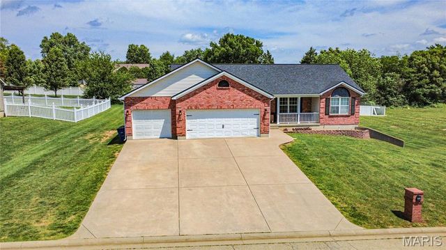 1133 Pride Drive, Desloge, MO 63601
