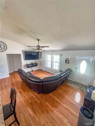 1133 Pride Drive, Desloge, MO 63601