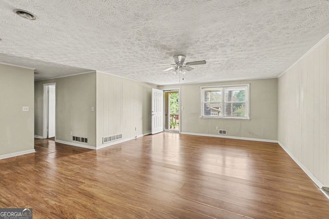 6066 Yoni Drive, Douglasville, GA 30135