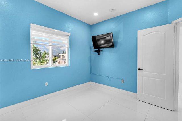 13621 SW 260th Ln, Homestead, FL 33032