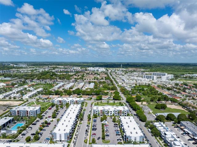 13621 SW 260th Ln, Homestead, FL 33032