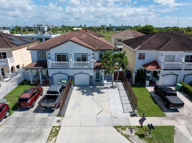 13621 SW 260th Ln, Homestead, FL 33032