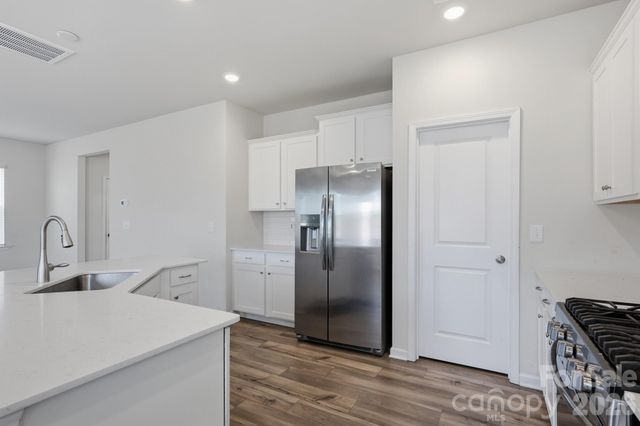 7412 Echoing Hills Lane, Maiden, NC 28650