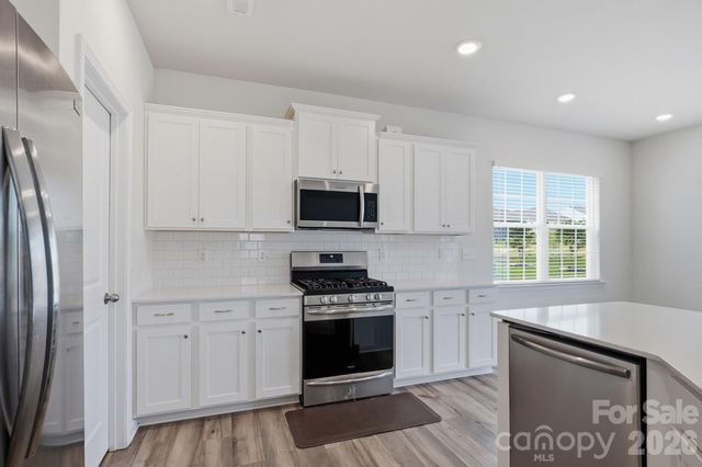 7412 Echoing Hills Lane, Maiden, NC 28650