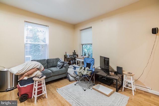 4604 KINGSESSING AVE, Philadelphia, PA 19143