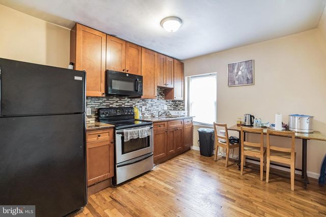 4604 KINGSESSING AVE, Philadelphia, PA 19143