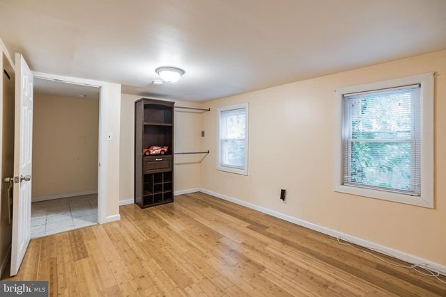 4604 KINGSESSING AVE, Philadelphia, PA 19143