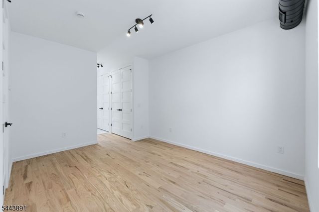 199 N Park St, East Orange City, NJ 07017
