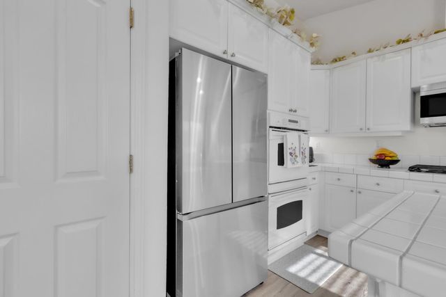 2313 Summer Dr, El Dorado Hills, CA 95762