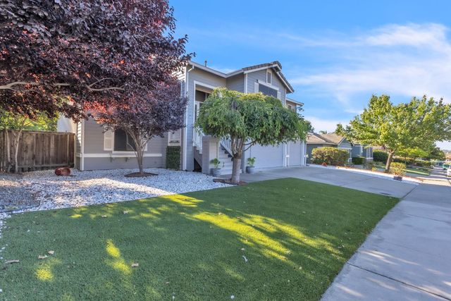 2313 Summer Dr, El Dorado Hills, CA 95762