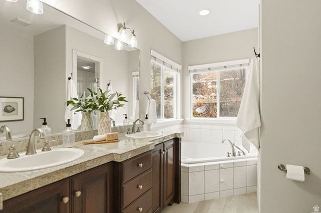 609 S PARKWAY DR, North Salt Lake, UT 84054