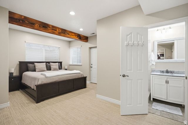 609 S PARKWAY DR, North Salt Lake, UT 84054