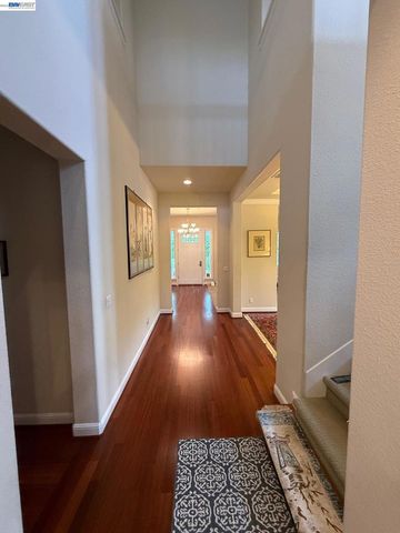 2750 Impruneta Ct, Livermore, CA 94550