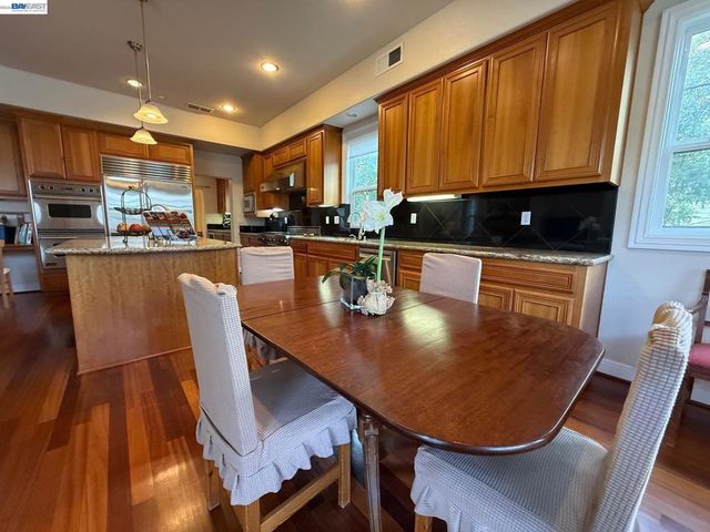 2750 Impruneta Ct, Livermore, CA 94550