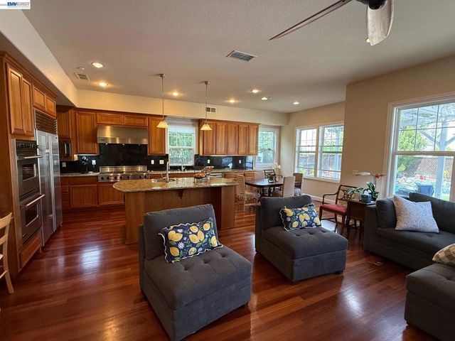 2750 Impruneta Ct, Livermore, CA 94550