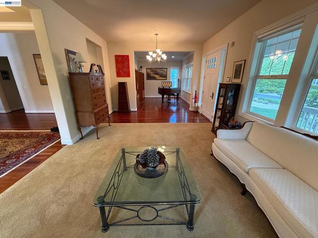2750 Impruneta Ct, Livermore, CA 94550
