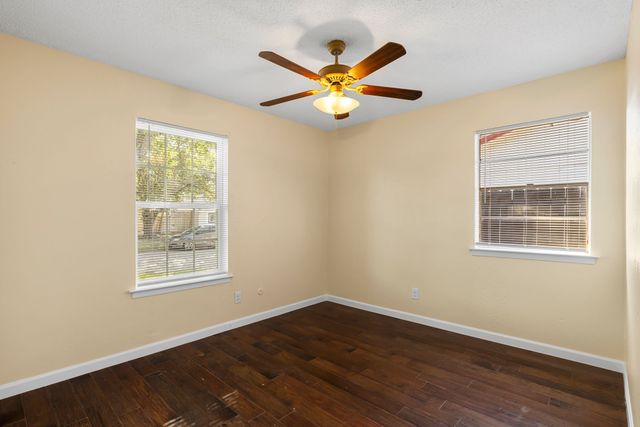 2441 Lakeshore Drive, Grand Prairie, TX 75051