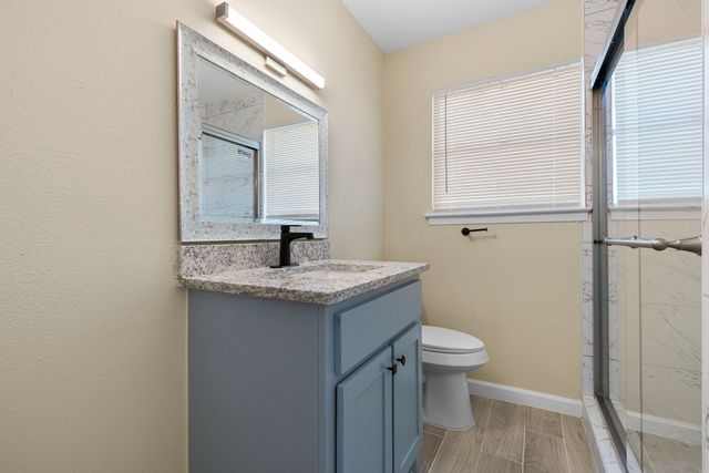 2441 Lakeshore Drive, Grand Prairie, TX 75051