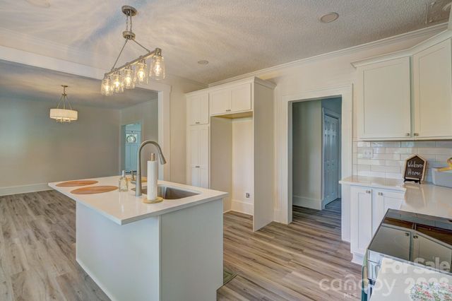 507 S Elm Street, Cherryville, NC 28021