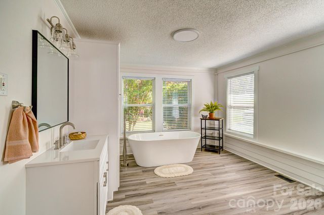 507 S Elm Street, Cherryville, NC 28021