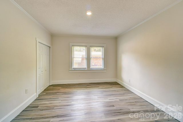 507 S Elm Street, Cherryville, NC 28021