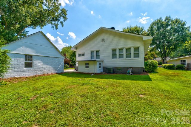 507 S Elm Street, Cherryville, NC 28021