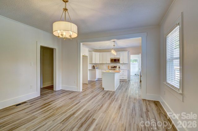 507 S Elm Street, Cherryville, NC 28021