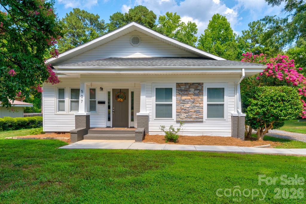507 S Elm Street, Cherryville, NC 28021