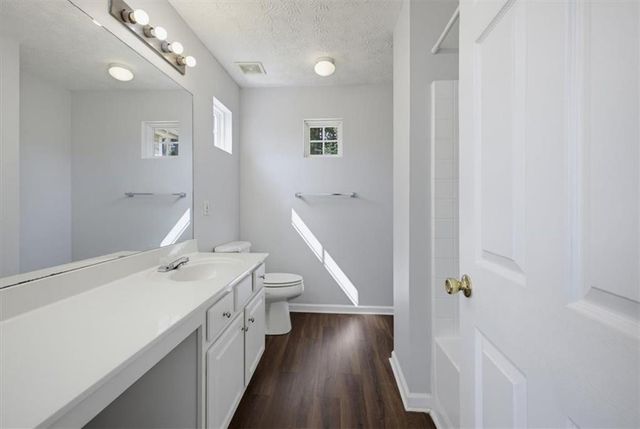 904 Windcroft Circle NW, Acworth, GA 30101