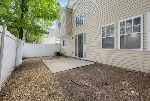 904 Windcroft Circle NW, Acworth, GA 30101