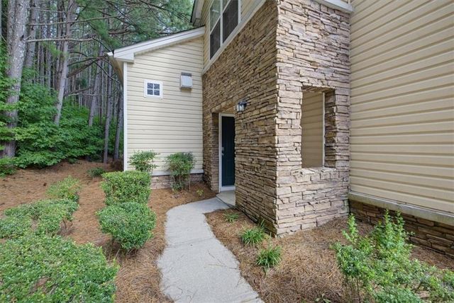 904 Windcroft Circle NW, Acworth, GA 30101