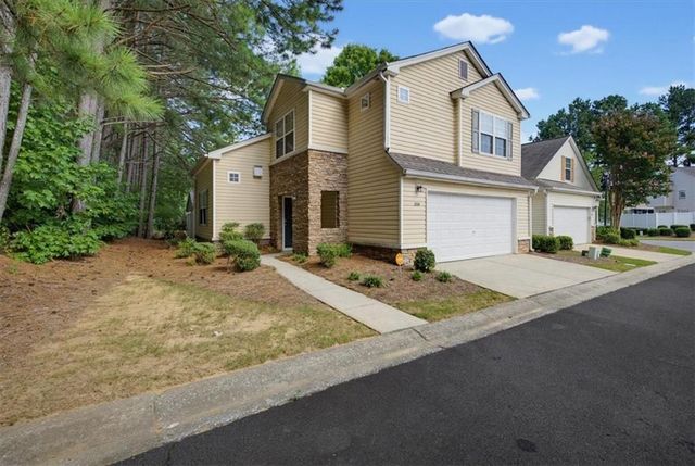 904 Windcroft Circle NW, Acworth, GA 30101