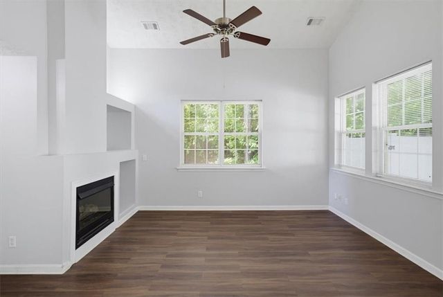 904 Windcroft Circle NW, Acworth, GA 30101