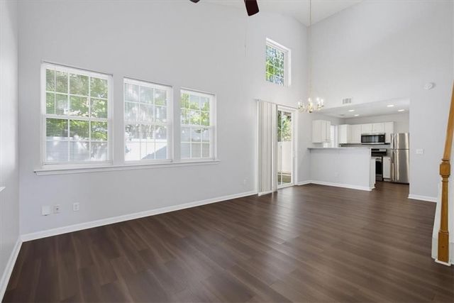 904 Windcroft Circle NW, Acworth, GA 30101