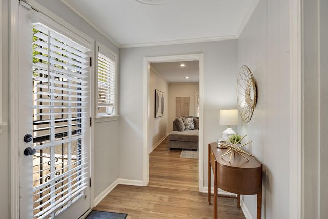 176 CRESTMERE PL, Memphis, TN 38112